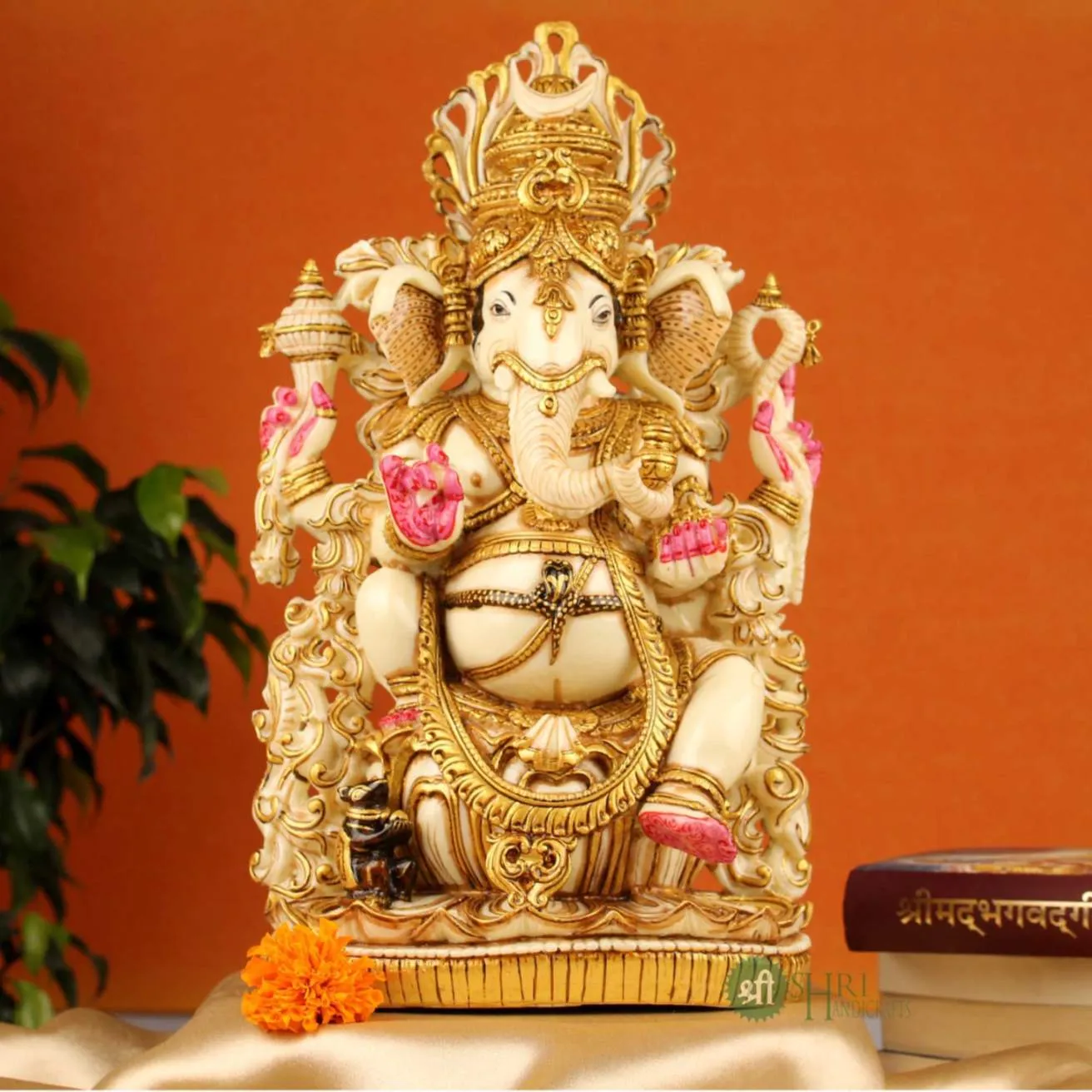 15" GANESHA SITTING GOLD PAINTING