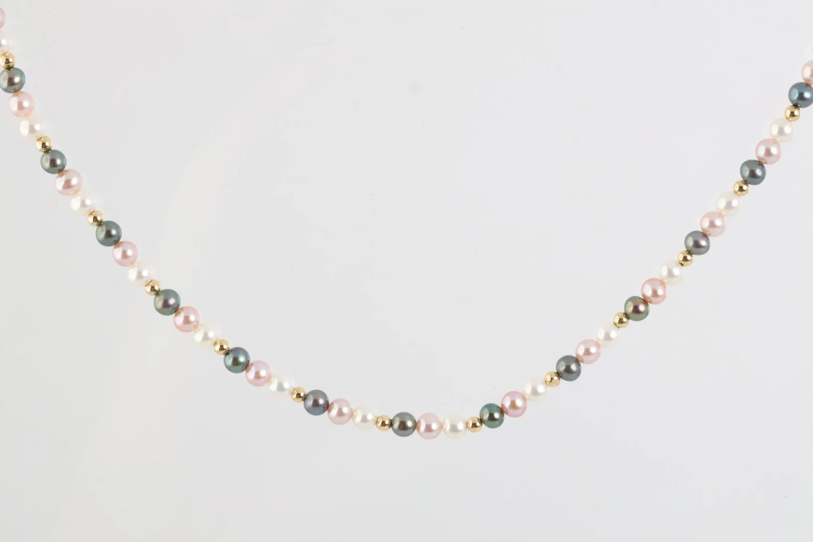 17" 14k Yellow Gold Multicolored Pearl & Gold Bead Necklace (11.23g.)