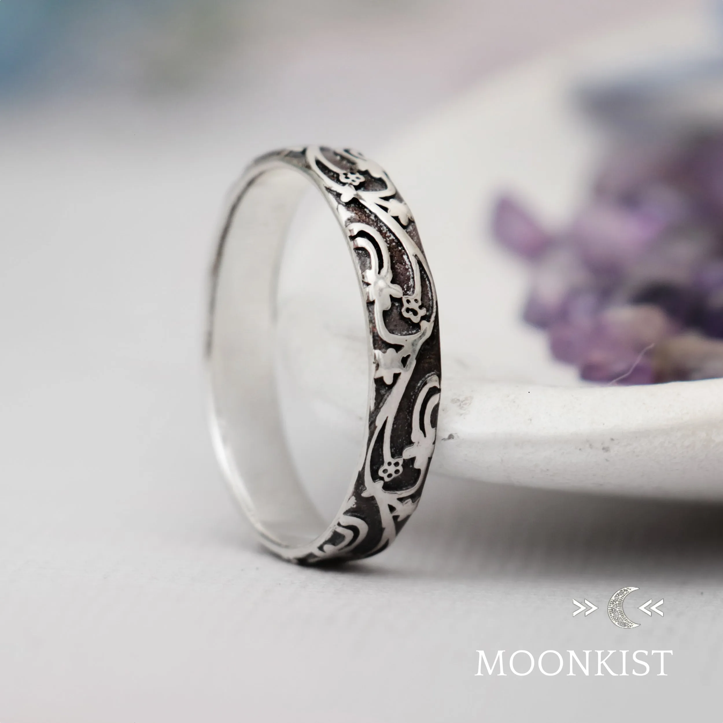 Antique Style Nature Wedding Band Ring for Women | Moonkist Designs