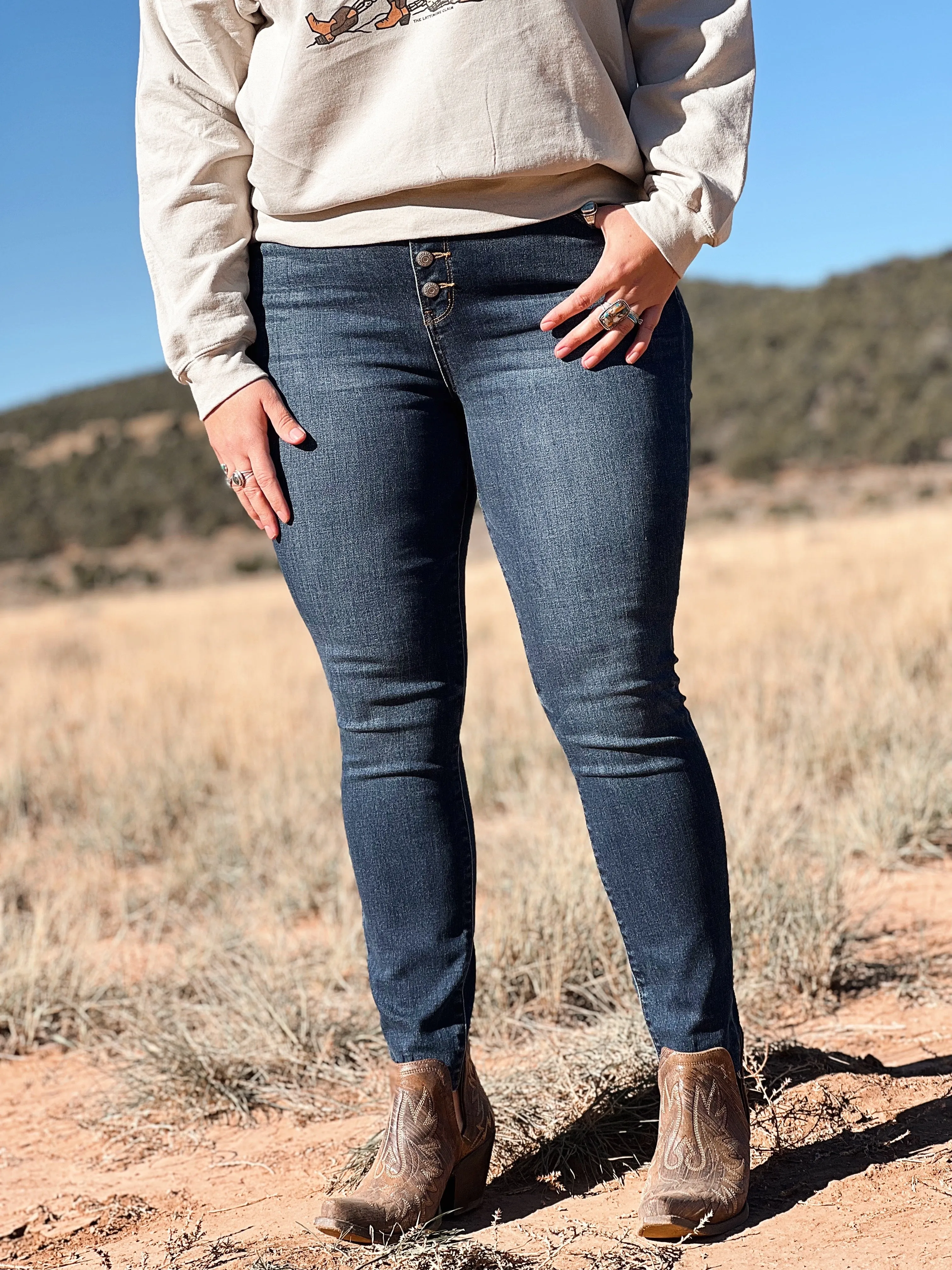 Button Up Babe Judy Blue Jeans