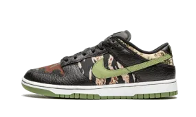 Dunk Low SE Black Multi-Camo (Crazy Camo)