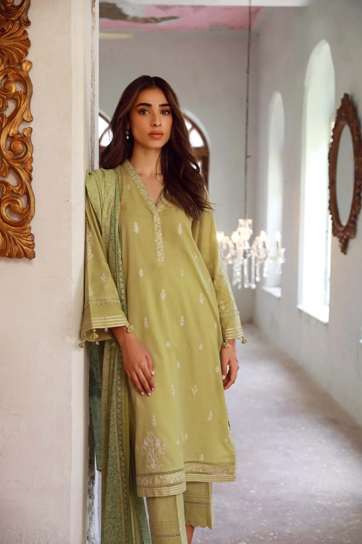 Embroidered Slub Lawn 3 Piece