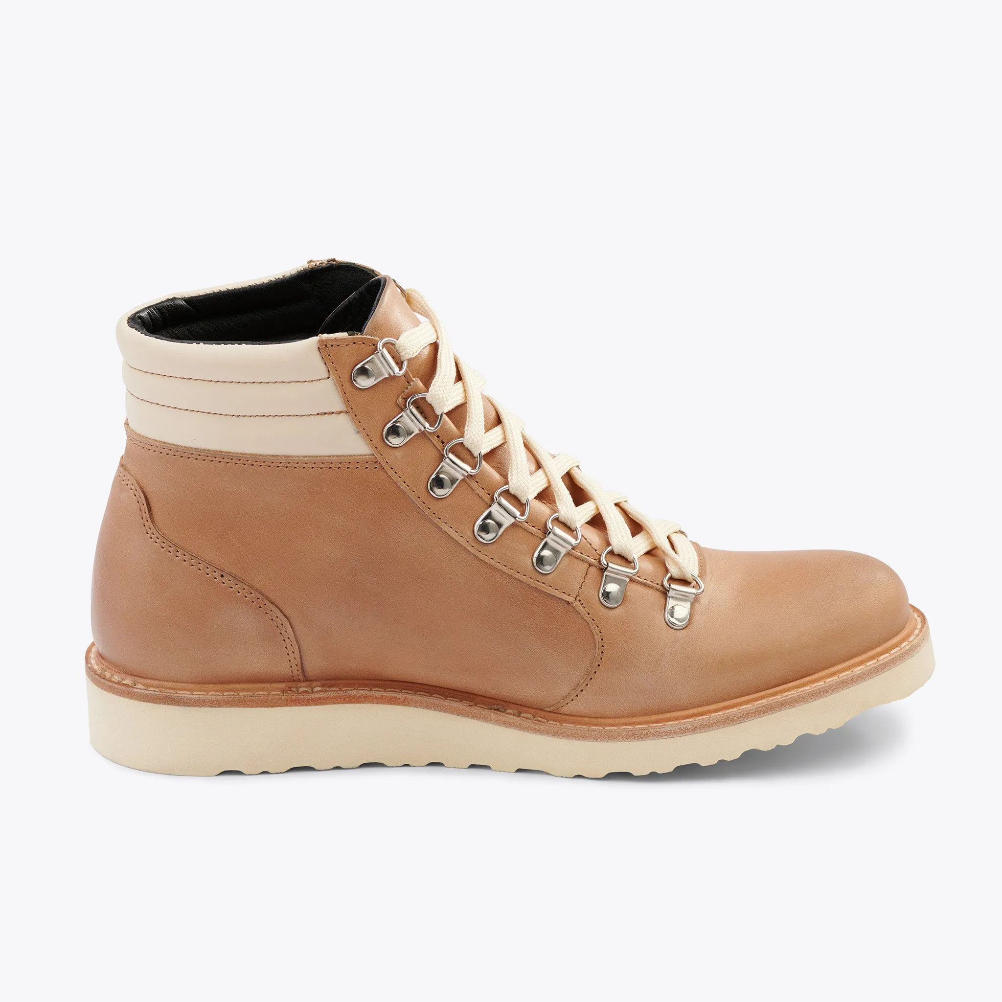 Go-To City Hiker Boot Almond