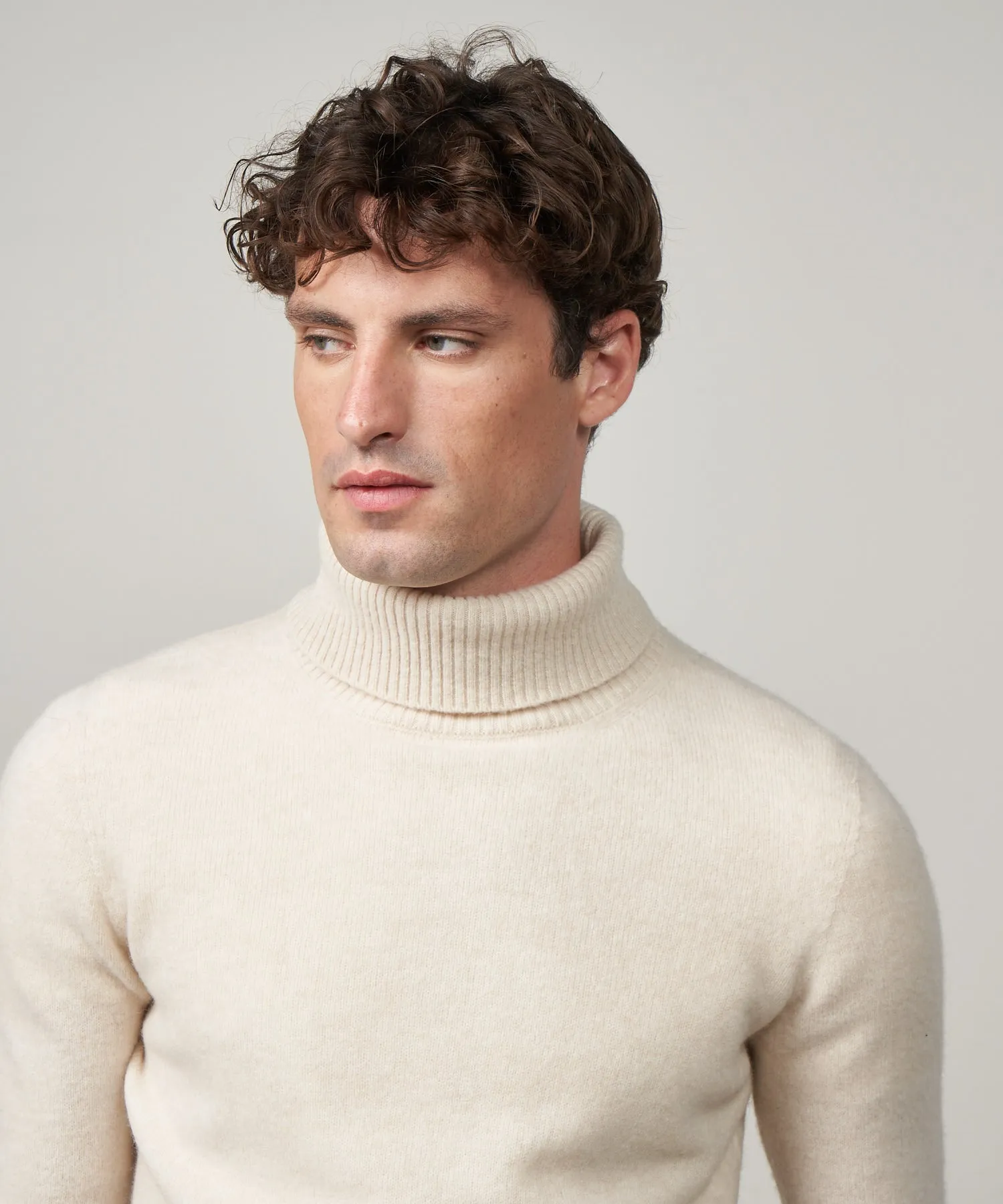 HARTFORD Off White Merino Wool Seamless Roll Neck