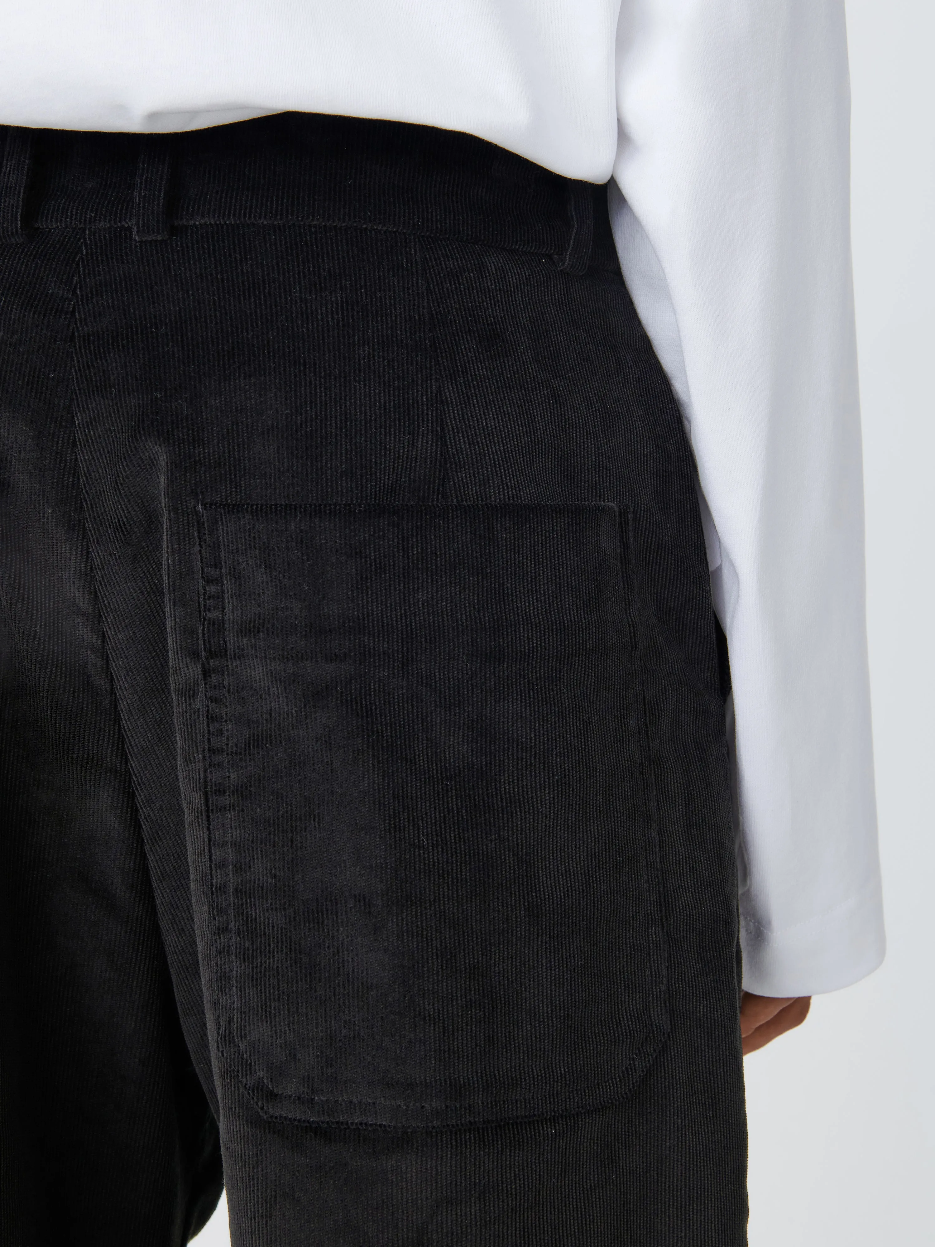 Mappe Corduroy Pant in Black