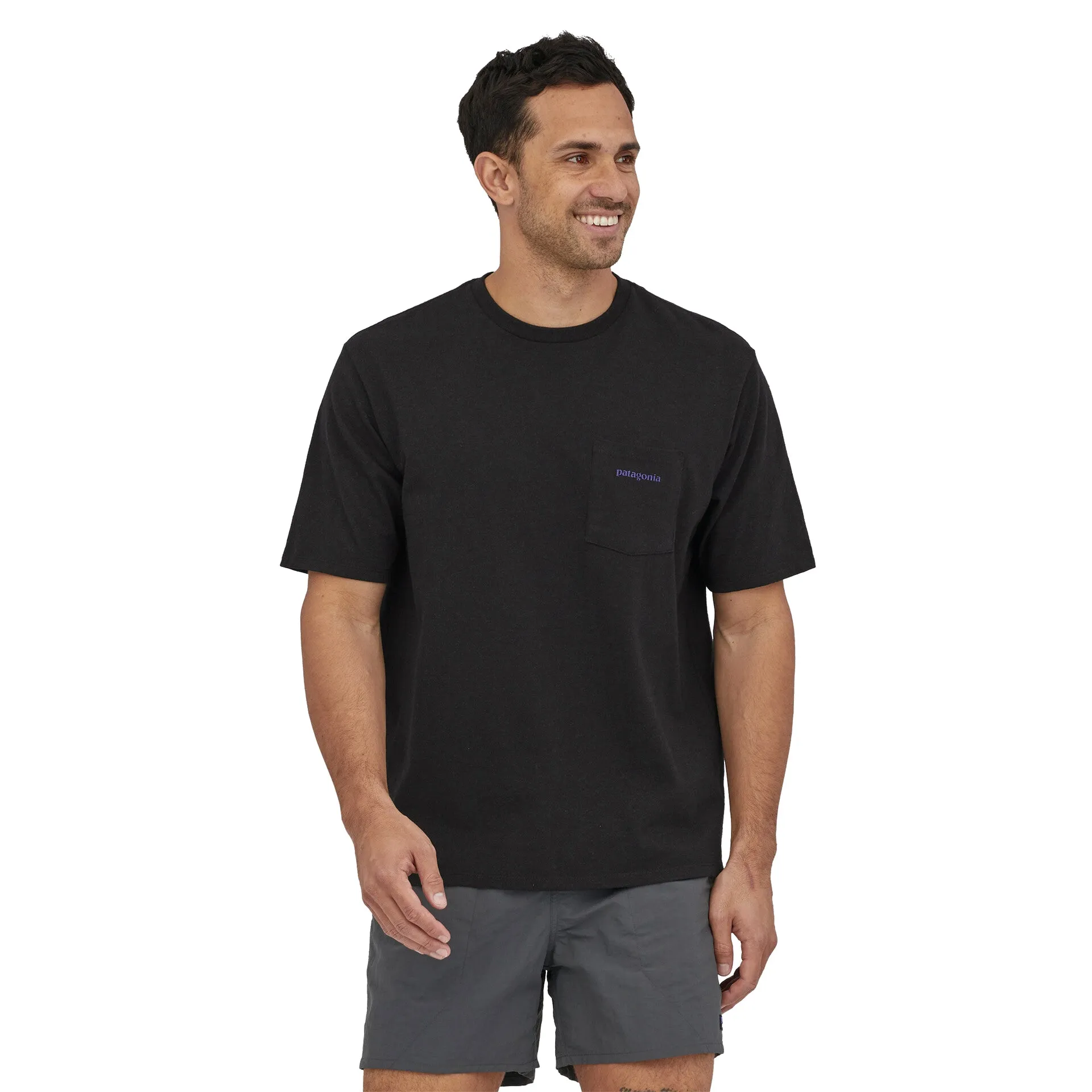 M'S BOARDSHORT LOGO POCKET TEE INK BLACK