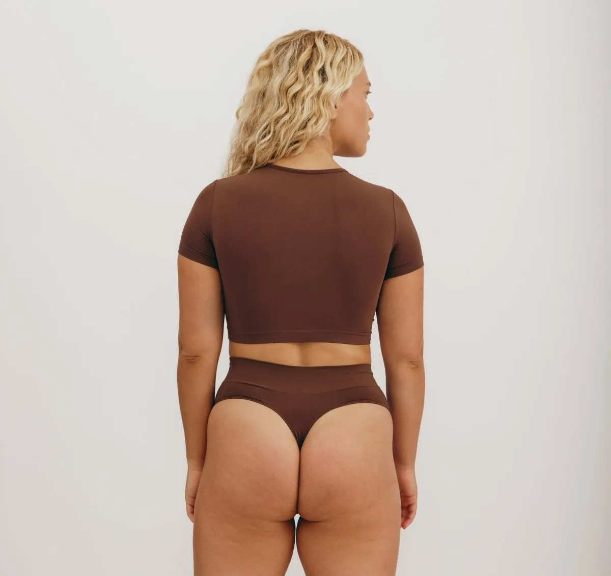 Organic Basics Smooth Thong Walnut