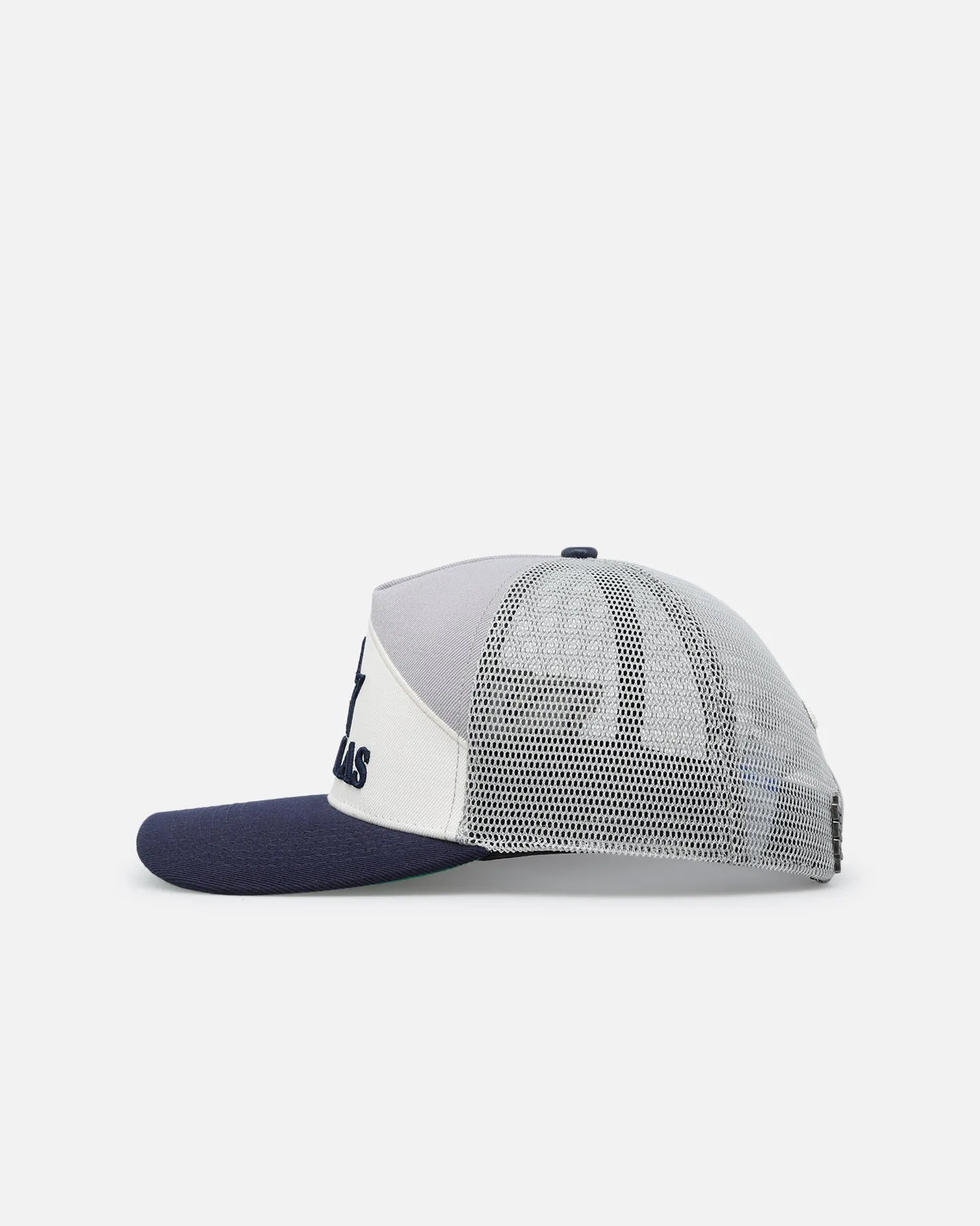 Pro Standard Dallas Cowboys Chevron Pinch Front Trucker Snapback Midnight Navy