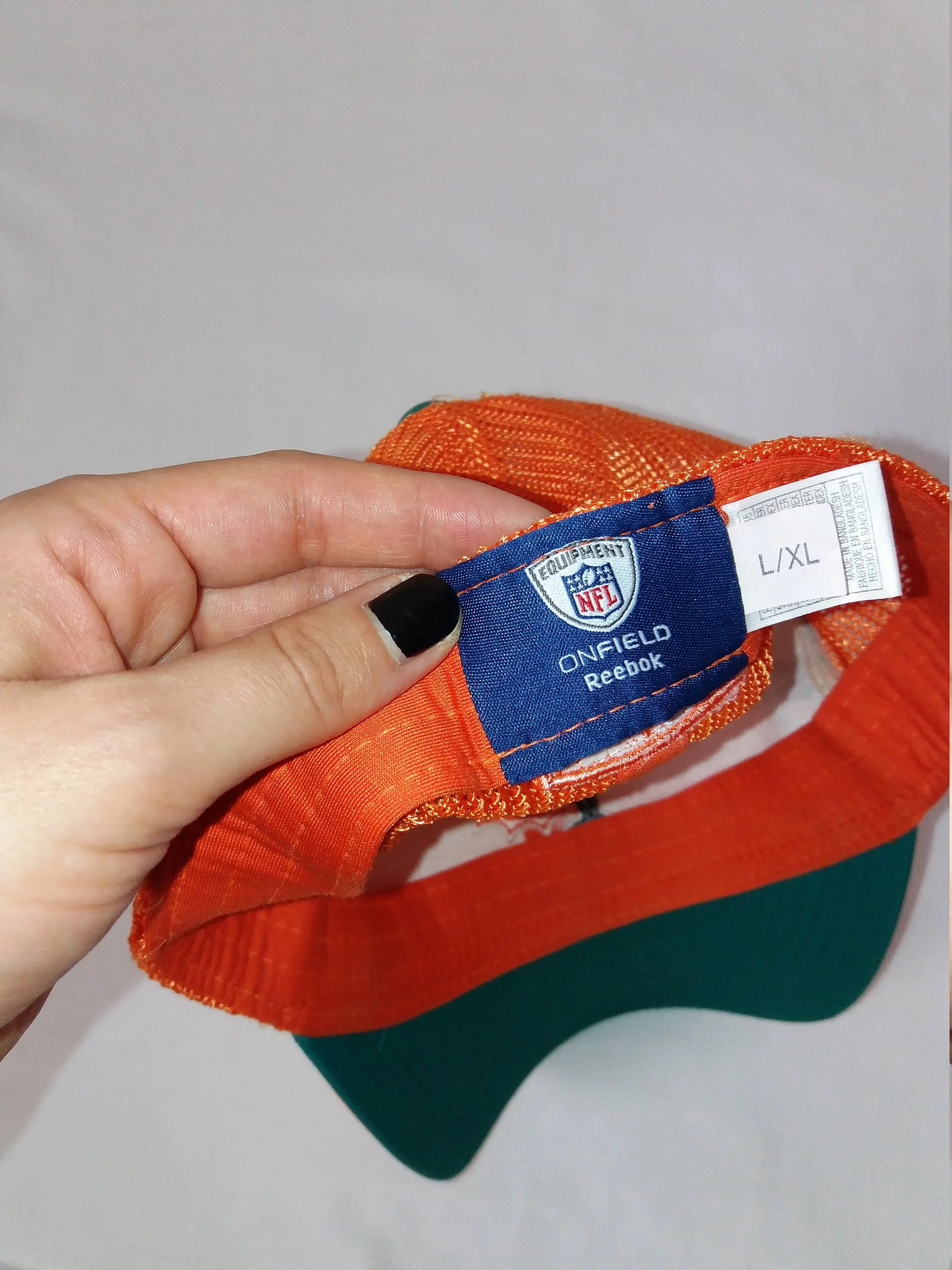 REEBOK Miami Dolphins NFL Football Baseball Hat - size L/XL