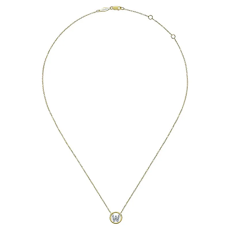 Round Pavé Initial W Pendant Necklace