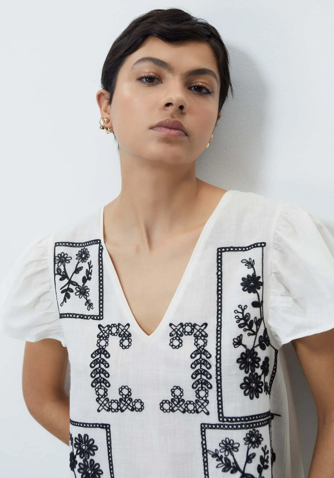 Short Sleeve Embroidered Top