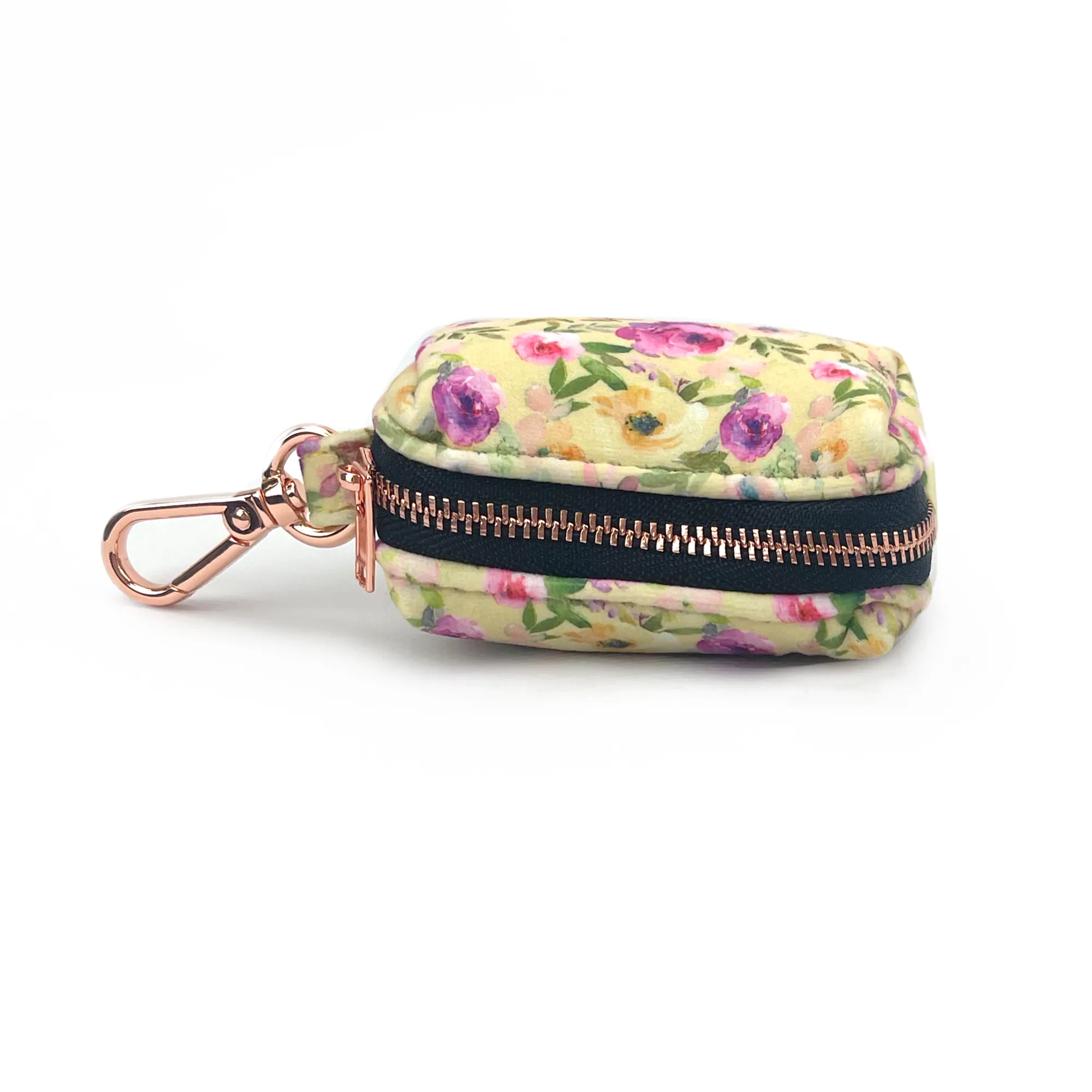 Velvet Poop Bag Holder // Nonna's Garden