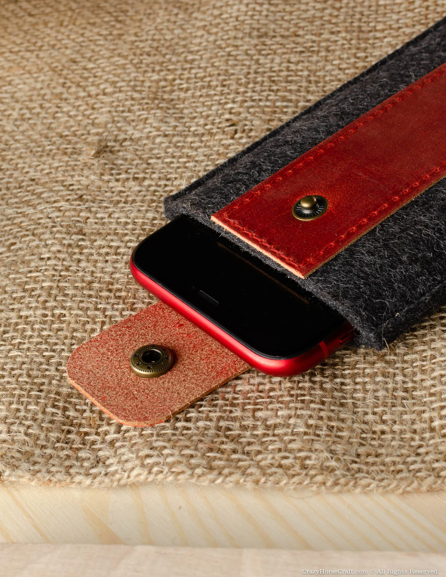 Wool Felt Phone Sleeve / Case | Fragola Red